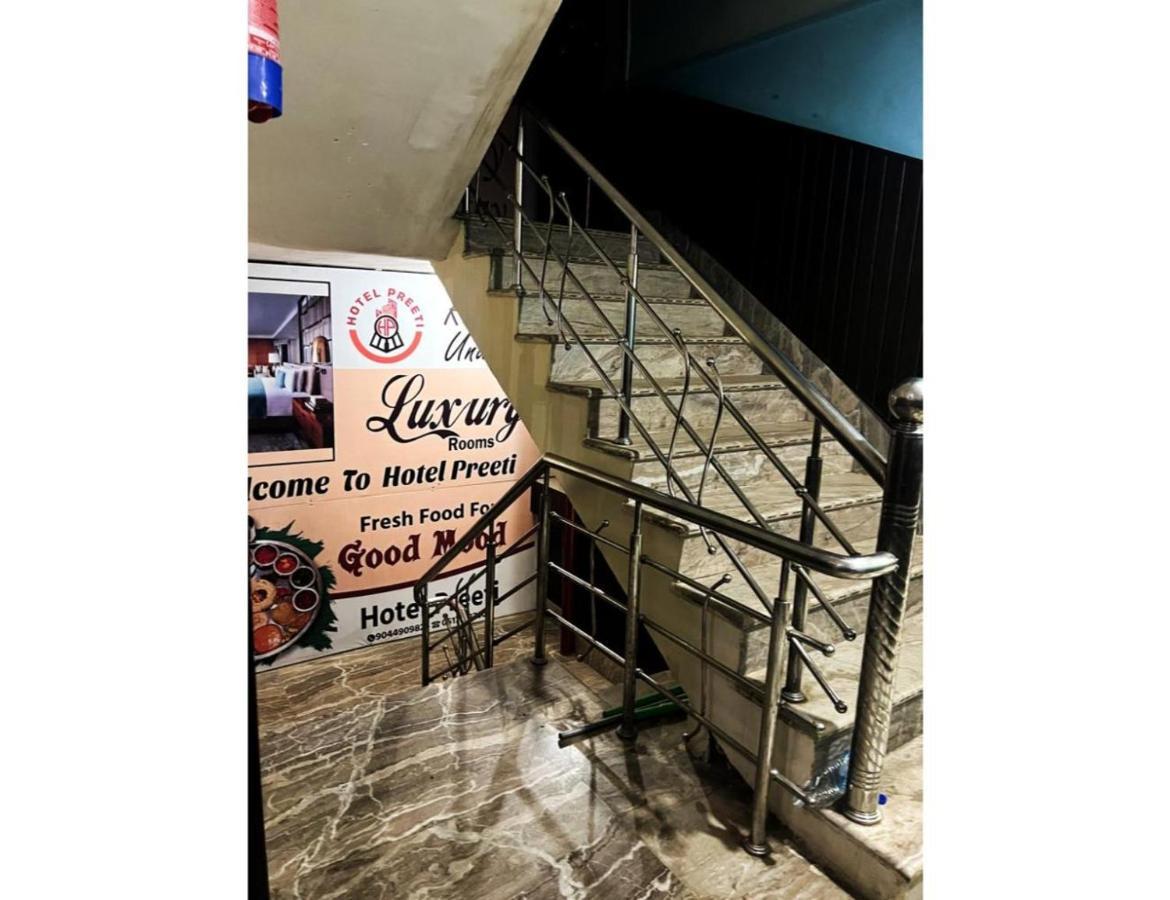 Hotel Preeti,Lalitpur Exterior foto